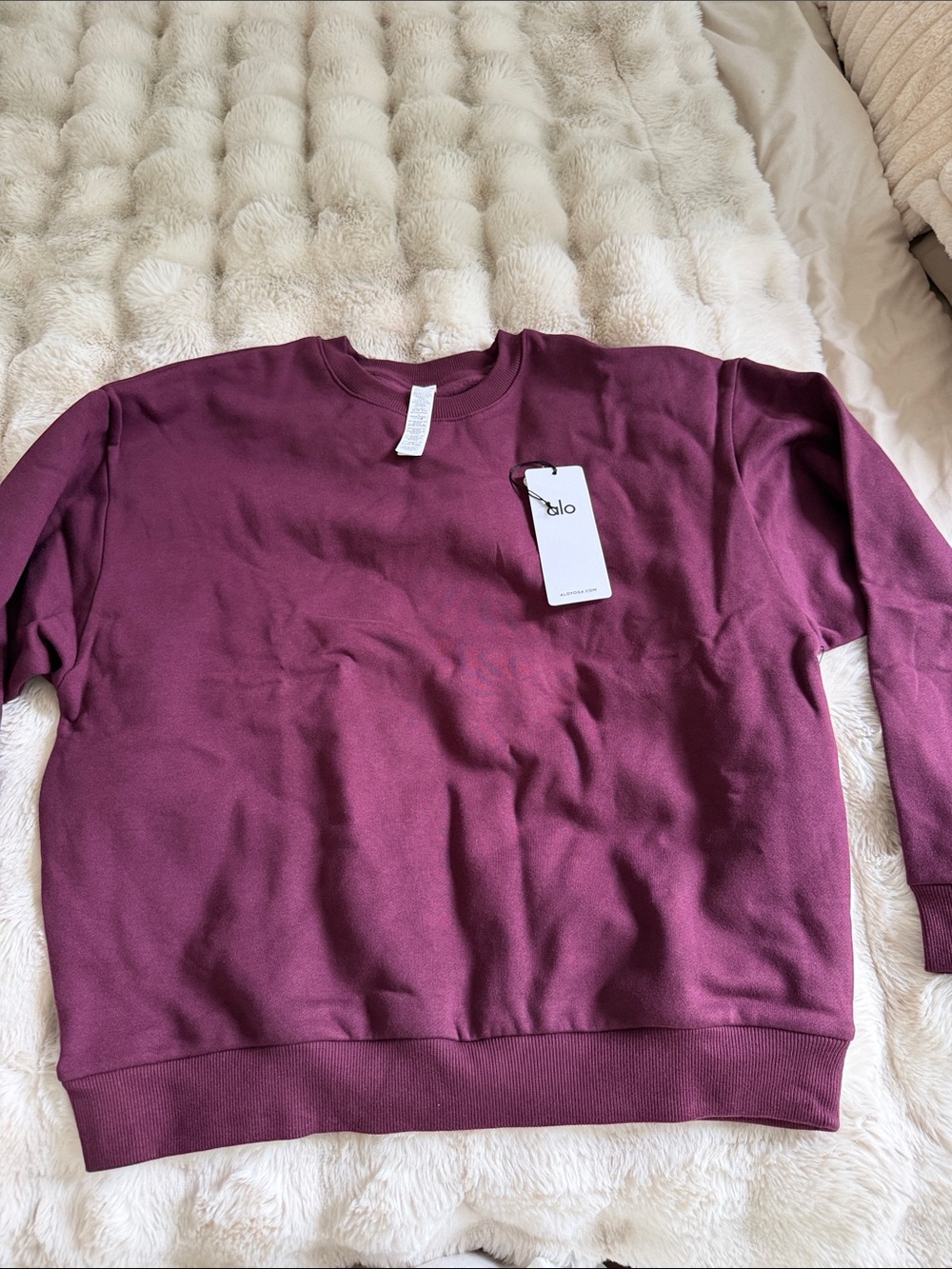 ALO Yoga crewneck sweatshirt in berry plum